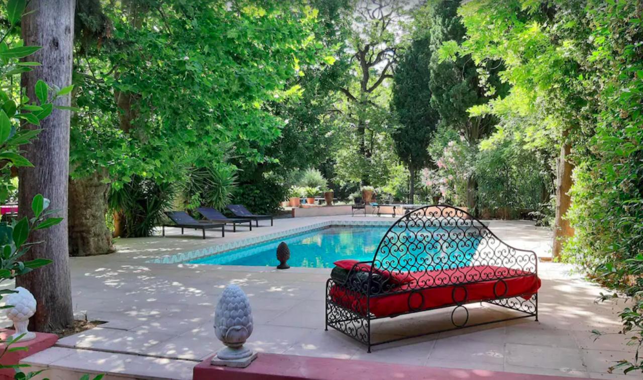 maison avec piscine, tennis, sauna - Languedoc-Roussillon - Marsillargues - 7754€/sem