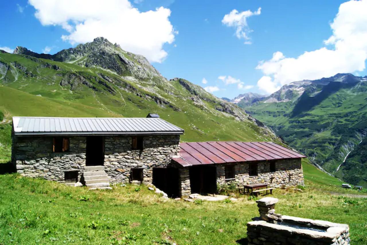 Chalet d'alpage les Location de vacances insolite à Bourg